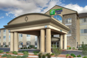 Holiday Inn Express Hotel & Suites Carlsbad, an IHG Hotel